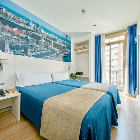 Hotel Transit Барселона Екстериор снимка