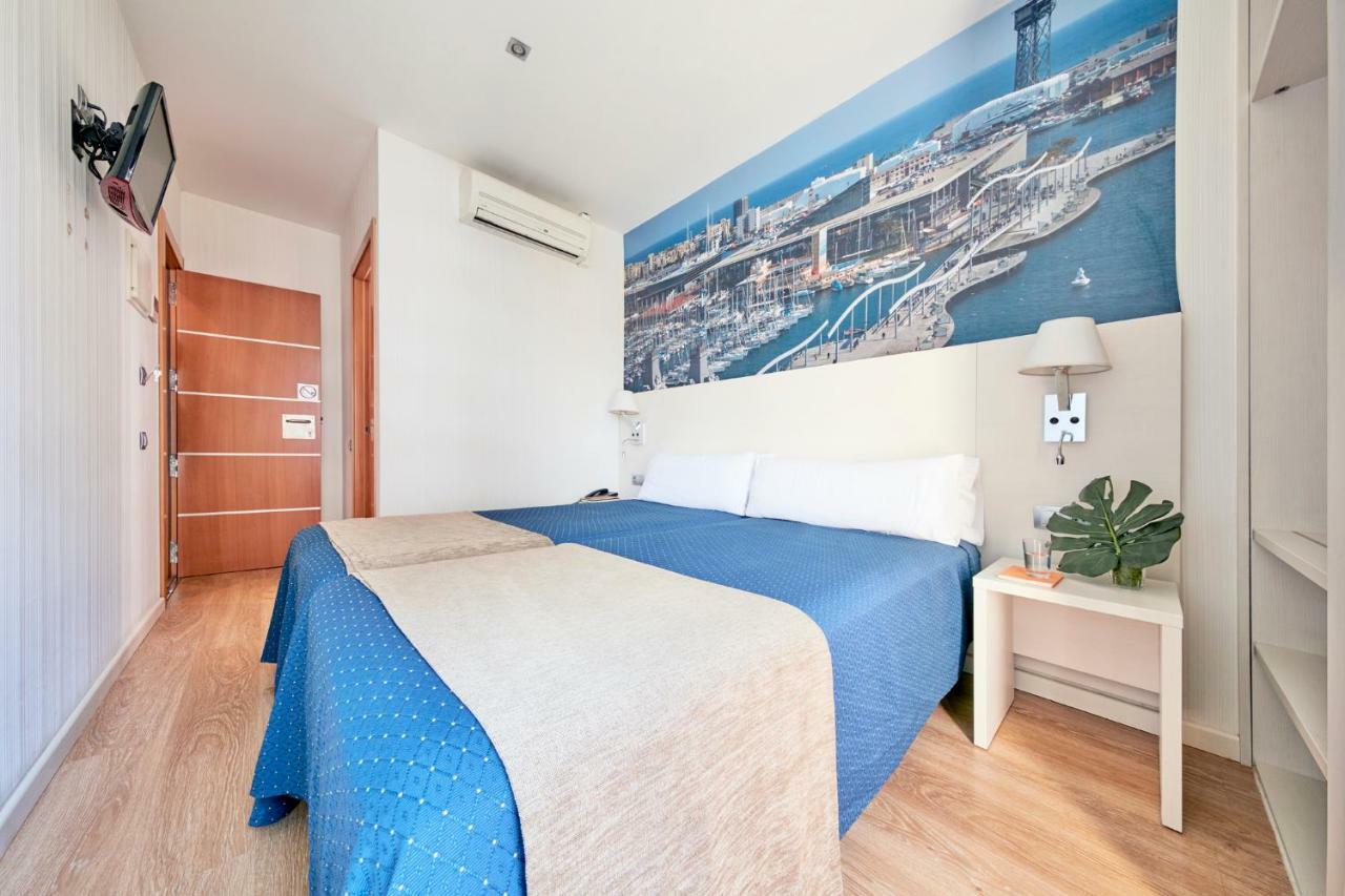 Hotel Transit Барселона Екстериор снимка